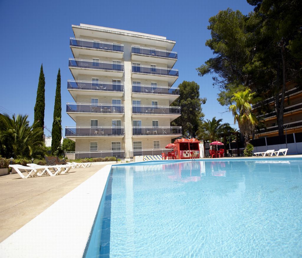 Apartamentos Intersalou Priorat Exteriér fotografie