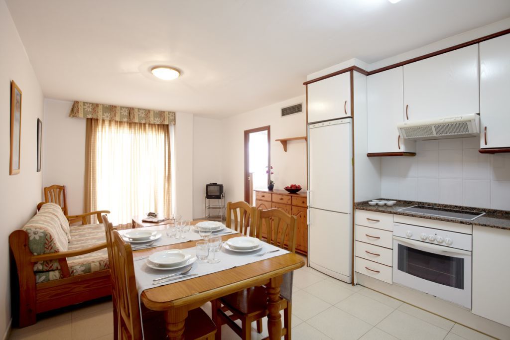 Apartamentos Intersalou Priorat Exteriér fotografie