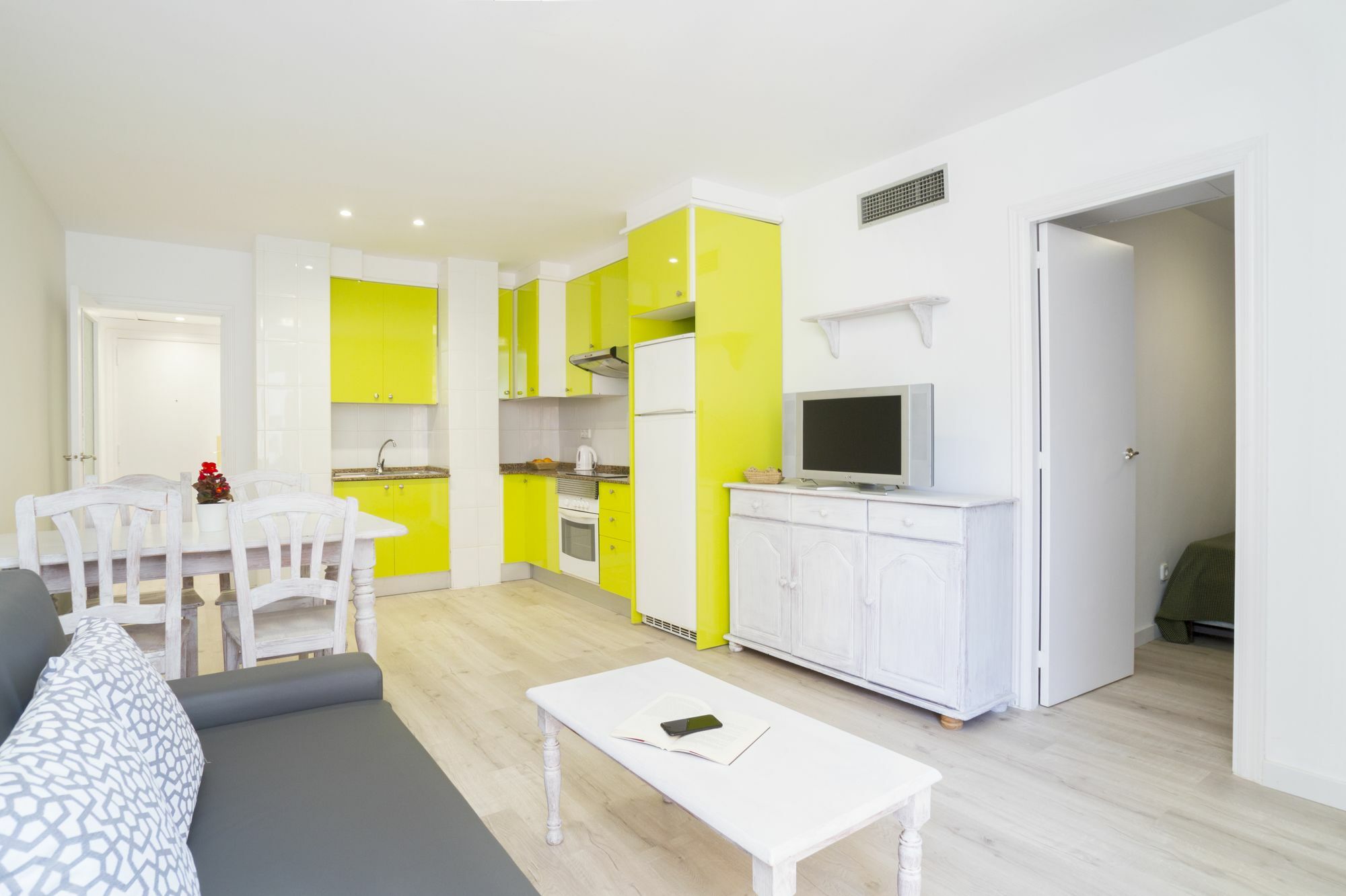 Apartamentos Intersalou Priorat Exteriér fotografie
